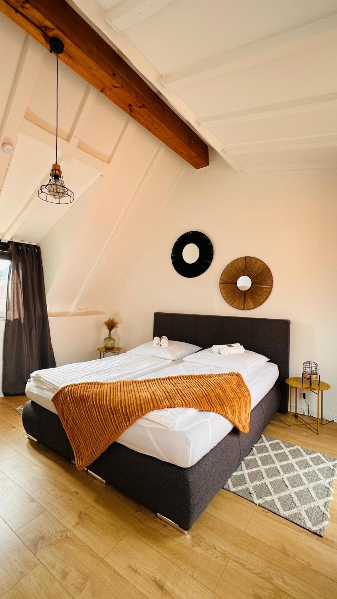 Amao-Green I 90Qm I Penthouse Maisonette Mit Rooftop I City Center I King-Size Betten Lahr  Buitenkant foto